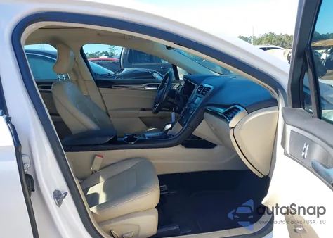 2015 Ford Fusion Se z USA, uszkodzony, nr VIN 1FA6P0HD3F5128621